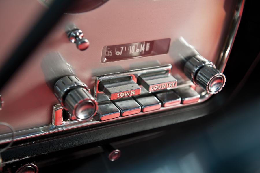  Lincoln Continental Mk III Convertible 1958 года  (фото 6 из 25)